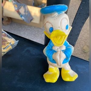 DELL WALT DISNEY PROD. DONALD DUCK SQUEAKY TOY Vintage